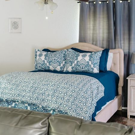 Anchor Inn And Suites Jamestown ภายนอก รูปภาพ